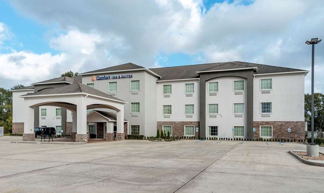 Comfort Inn & Suites Exterior