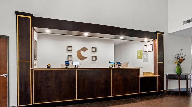 Comfort Inn And Suites Scott West Lafayette Lobby