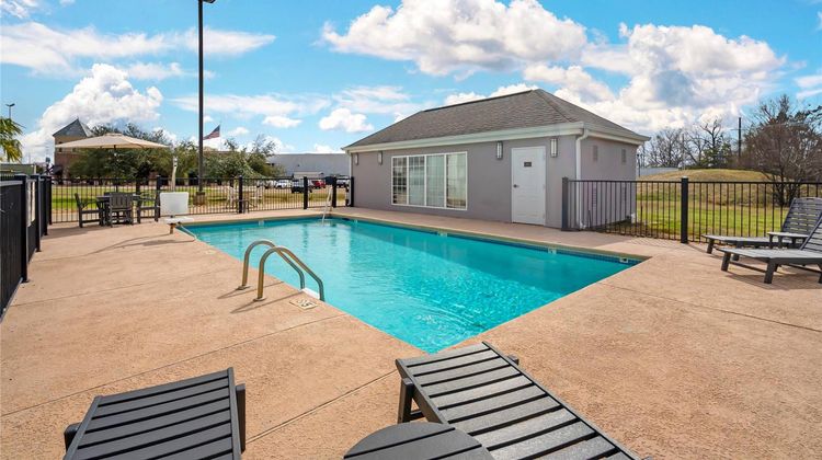 Comfort Inn Pool