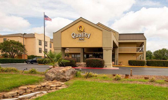 Quality Inn, Monroe Exterior
