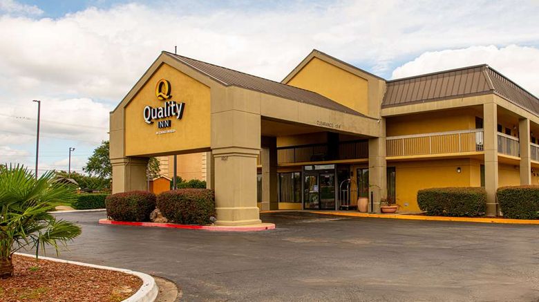 <b>Quality Inn, Monroe Exterior</b>. Images powered by <a href="https://iceportal.shijigroup.com/" title="IcePortal" target="_blank">IcePortal</a>.
