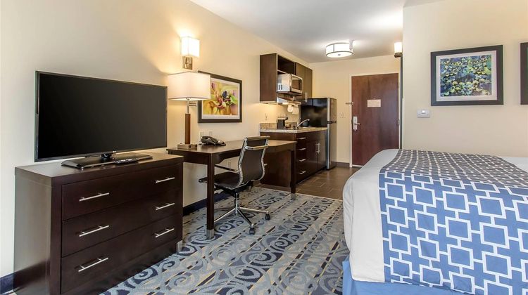 Suburban Studios Room
