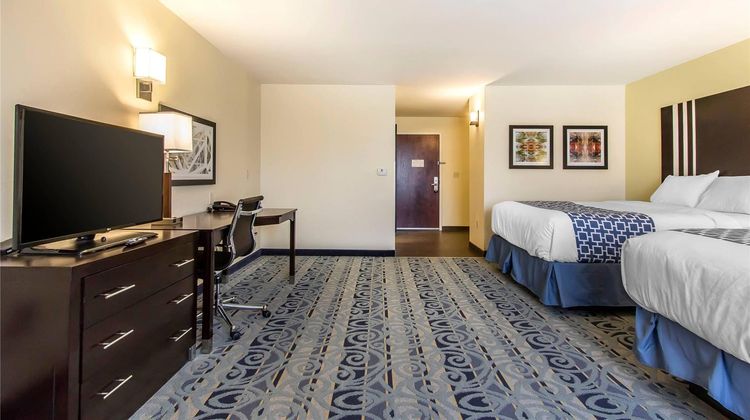 Suburban Studios Room