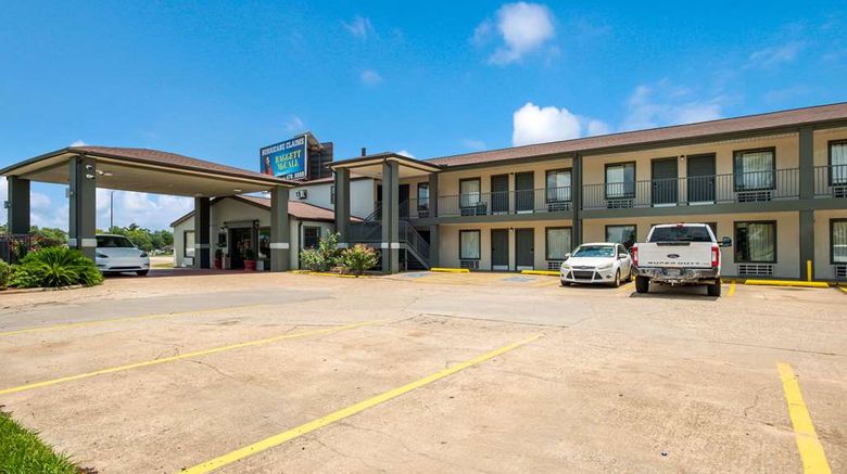 <b>Econo Lake Charles Exterior</b>. Images powered by <a href="https://iceportal.shijigroup.com/" title="IcePortal" target="_blank">IcePortal</a>.
