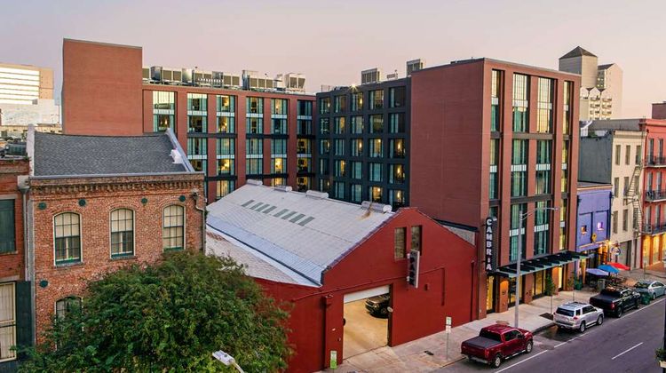 Cambria Hotel New Orleans Downtown Exterior