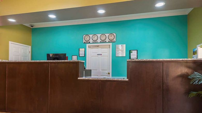 <b>Quality Inn DeRidder Lobby</b>. Images powered by <a href="https://iceportal.shijigroup.com/" title="IcePortal" target="_blank">IcePortal</a>.