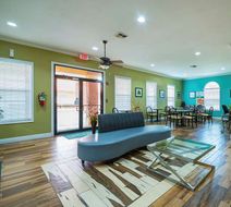 Quality Inn DeRidder Lobby
