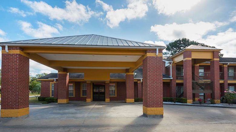 Quality Inn DeRidder Exterior. Images powered by <a href="https://iceportal.shijigroup.com" target="_blank" rel="noopener">Ice Portal</a>.