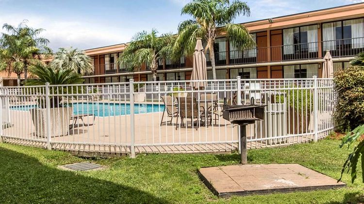 Clarion Inn Morgan City Pool