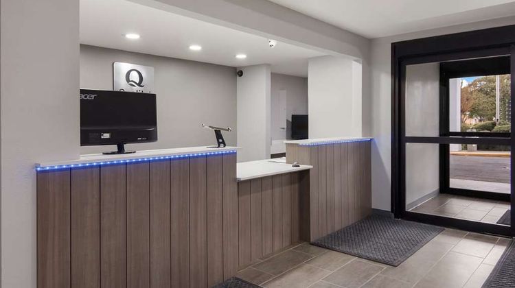 Quality Inn Lobby