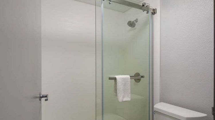 Quality Inn Room