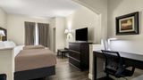 <b>Quality Inn & Suites Suite</b>. Images powered by <a href="https://iceportal.shijigroup.com/" title="IcePortal" target="_blank">IcePortal</a>.