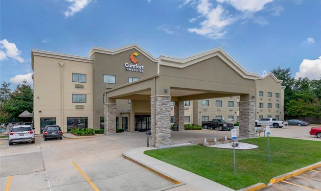 Comfort Inn & Suites Exterior