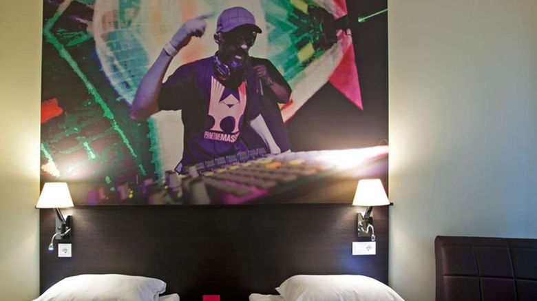 <b>Comfort Hotel LT Room</b>. Images powered by <a href="https://iceportal.shijigroup.com/" title="IcePortal" target="_blank">IcePortal</a>.