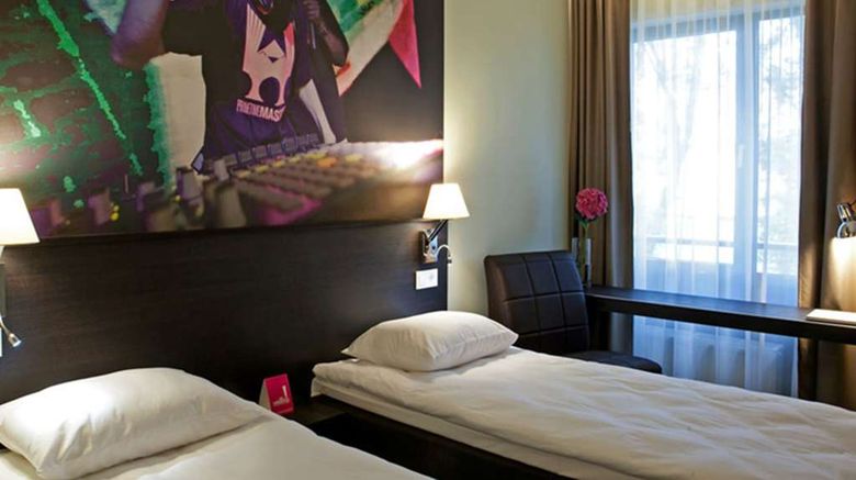 <b>Comfort Hotel LT Room</b>. Images powered by <a href="https://iceportal.shijigroup.com/" title="IcePortal" target="_blank">IcePortal</a>.