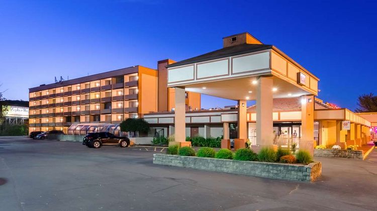 Quality Inn West Springfield Exterior