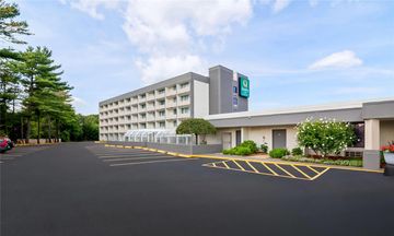 Quality Inn West Springfield