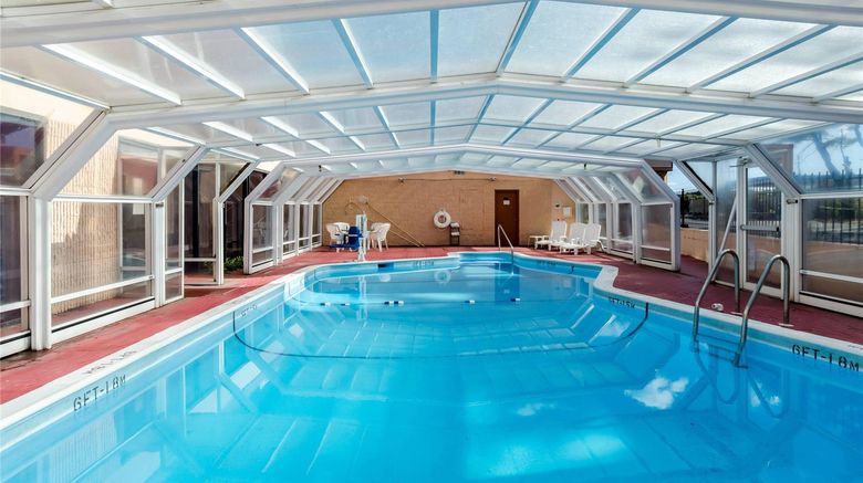 <b>Quality Inn West Springfield Pool</b>. Images powered by <a href="https://iceportal.shijigroup.com/" title="IcePortal" target="_blank">IcePortal</a>.