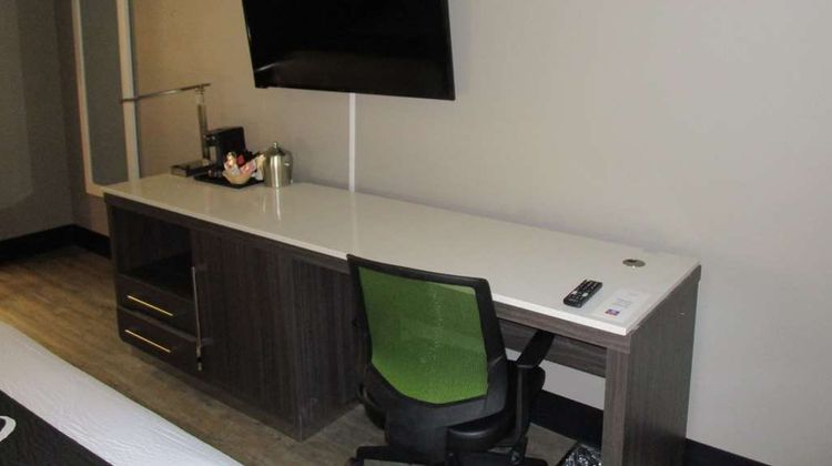 SureStay Plus by BW Point Richmond Room