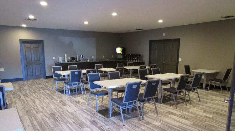 SureStay Plus by BW Point Richmond Restaurant