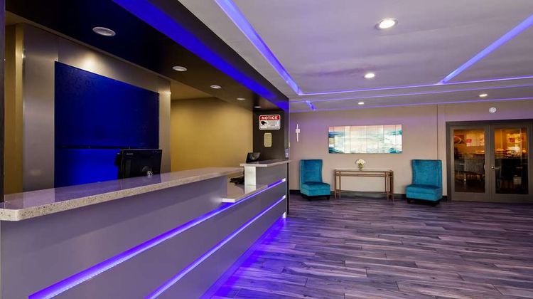 SureStay Plus by BW Point Richmond Lobby