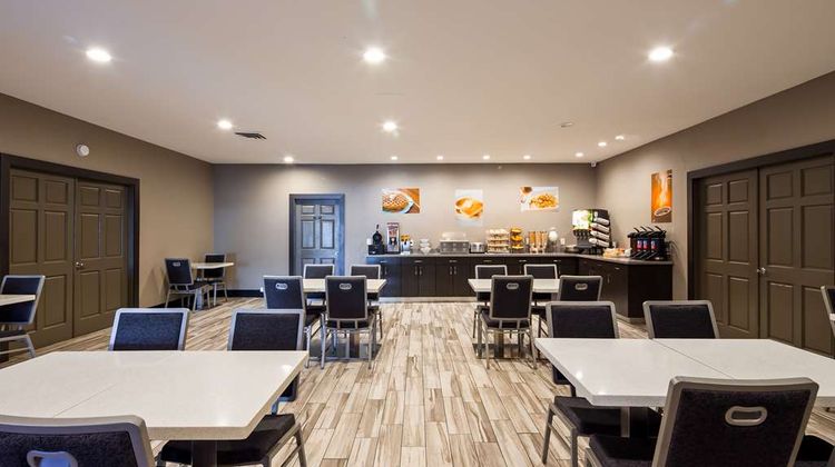 SureStay Plus by BW Point Richmond Restaurant
