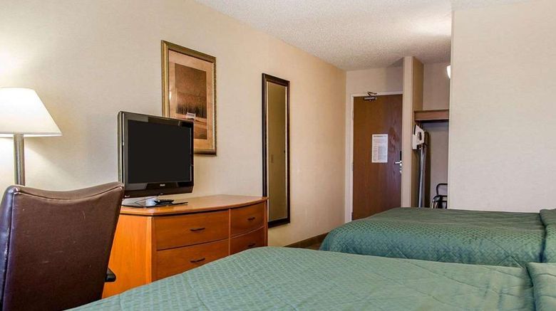 <b>Quality Inn & Suites Twin Falls Room</b>. Images powered by <a href="https://iceportal.shijigroup.com/" title="IcePortal" target="_blank">IcePortal</a>.