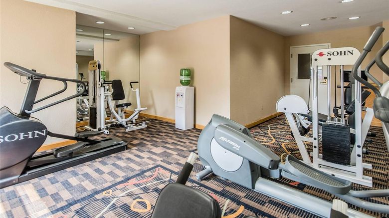<b>Quality Inn & Suites Muncie Health</b>. Images powered by <a href="https://iceportal.shijigroup.com/" title="IcePortal" target="_blank">IcePortal</a>.