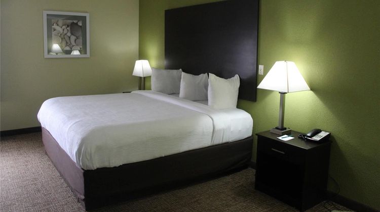 Quality Inn & Suites Muncie Room