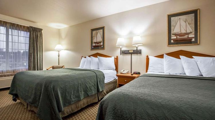 Quality Inn & Suites Room