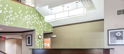 Baymont Inn & Suites Flat Rock Lobby