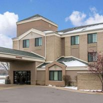 Baymont Inn & Suites Flat Rock