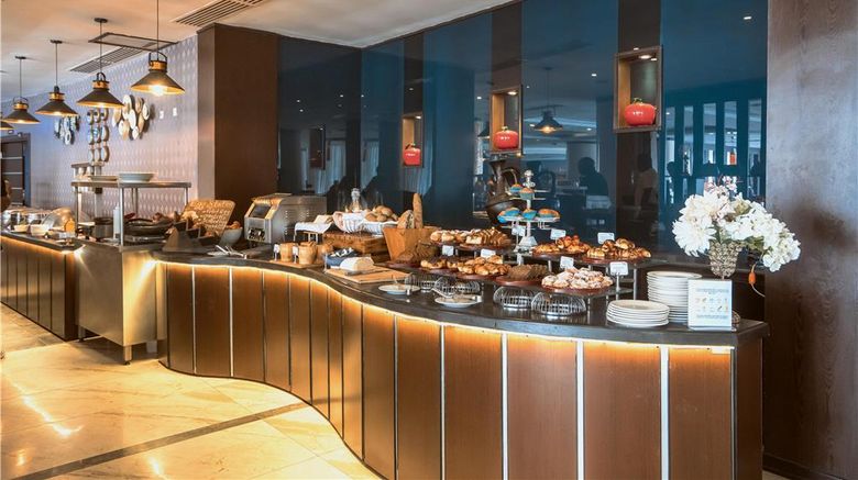 <b>Best Western Plus Addis Ababa Restaurant</b>. Images powered by <a href="https://iceportal.shijigroup.com/" title="IcePortal" target="_blank">IcePortal</a>.