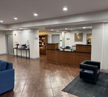 Comfort Suites East Lobby