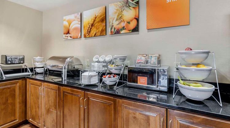 Comfort Suites East Restaurant