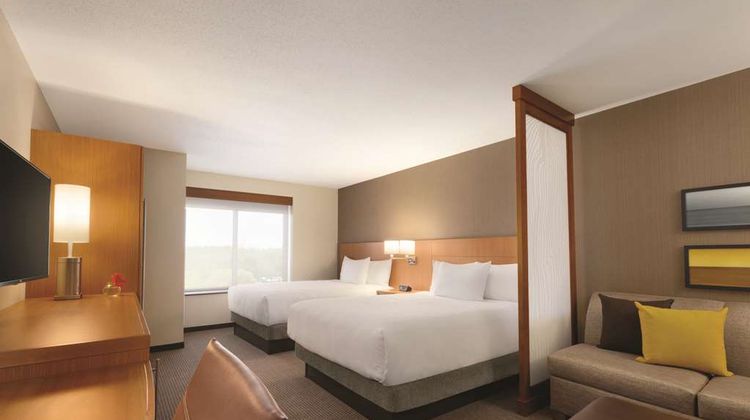Hyatt Place Niagara Falls Room