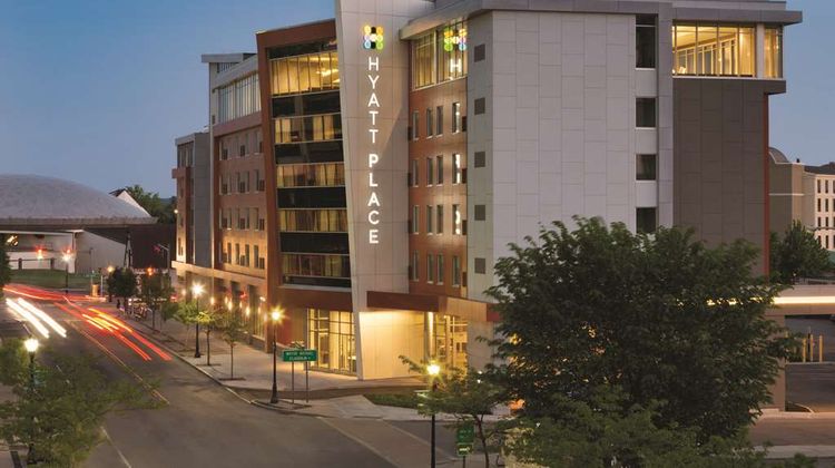 Hyatt Place Niagara Falls Exterior