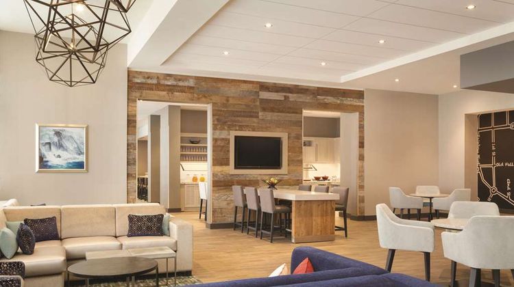 Hyatt Place Niagara Falls Lobby