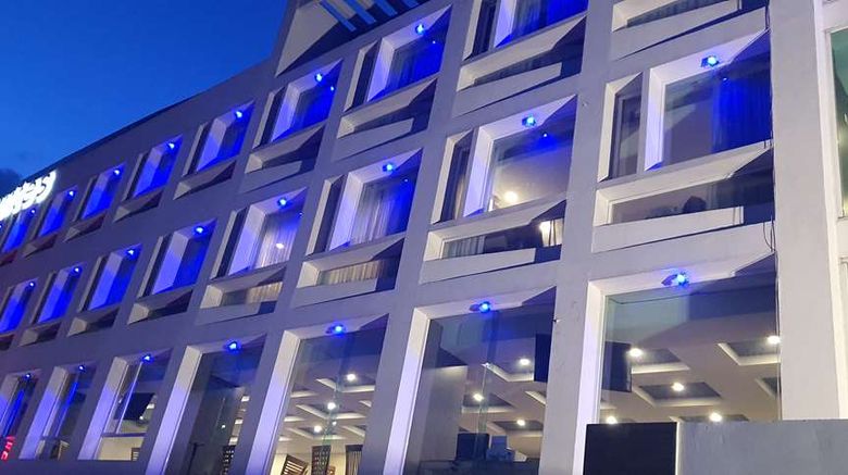 <b>Best Western Plus Metepec & Suites Exterior</b>. Images powered by <a href="https://iceportal.shijigroup.com/" title="IcePortal" target="_blank">IcePortal</a>.
