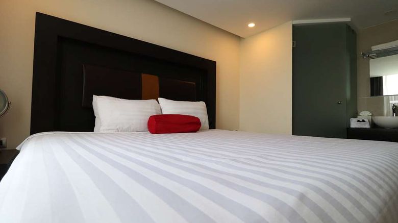 <b>Best Western Plus Metepec & Suites Room</b>. Images powered by <a href="https://iceportal.shijigroup.com/" title="IcePortal" target="_blank">IcePortal</a>.