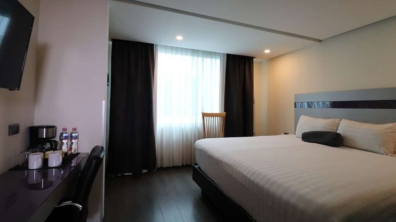 <b>Best Western Plus Metepec & Suites Room</b>. Images powered by <a href="https://iceportal.shijigroup.com/" title="IcePortal" target="_blank">IcePortal</a>.