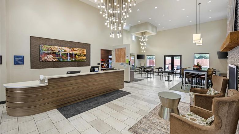 <b>Best Western Plus Zion Canyon Inn & Stes Lobby</b>. Images powered by <a href="https://iceportal.shijigroup.com/" title="IcePortal" target="_blank">IcePortal</a>.