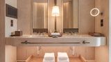 <b>Waldorf Astoria Bangkok Room</b>. Images powered by <a href="https://iceportal.shijigroup.com/" title="IcePortal" target="_blank">IcePortal</a>.