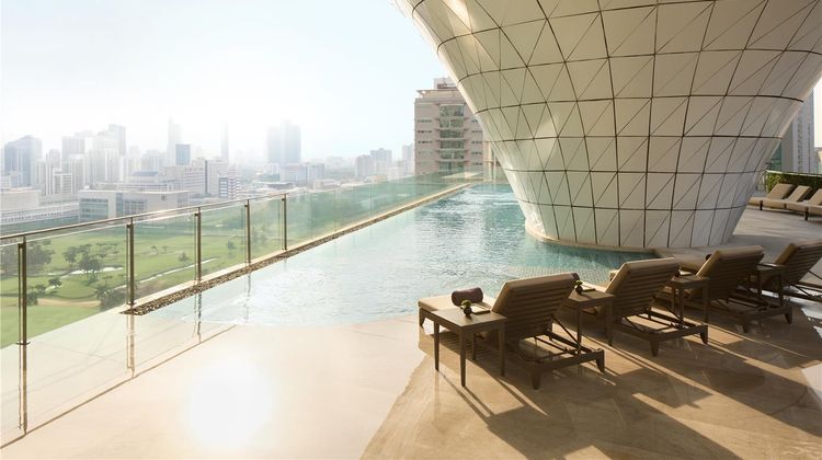 Waldorf Astoria Bangkok Pool