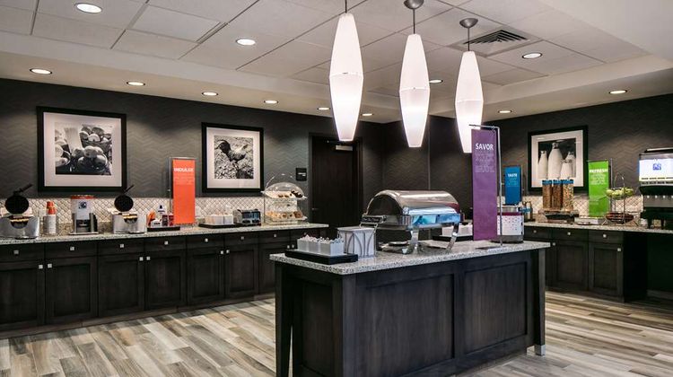 Hampton Inn Wichita Northwest Restaurant