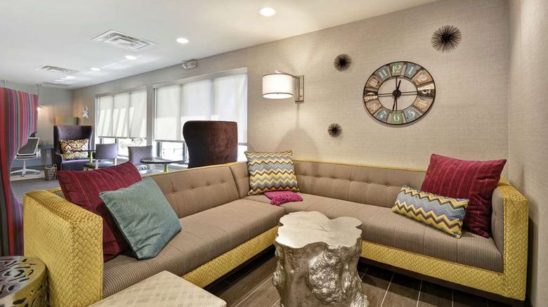 <b>Home2 Suites by Hilton KCI Airport Lobby</b>. Images powered by <a href="https://iceportal.shijigroup.com/" title="IcePortal" target="_blank">IcePortal</a>.