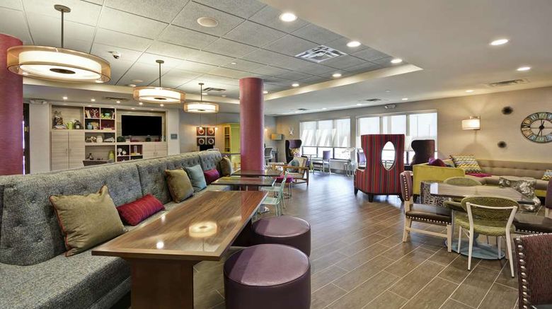 <b>Home2 Suites by Hilton KCI Airport Lobby</b>. Images powered by <a href="https://iceportal.shijigroup.com/" title="IcePortal" target="_blank">IcePortal</a>.