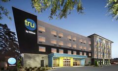 Tru By Hilton Savannah Midtown
