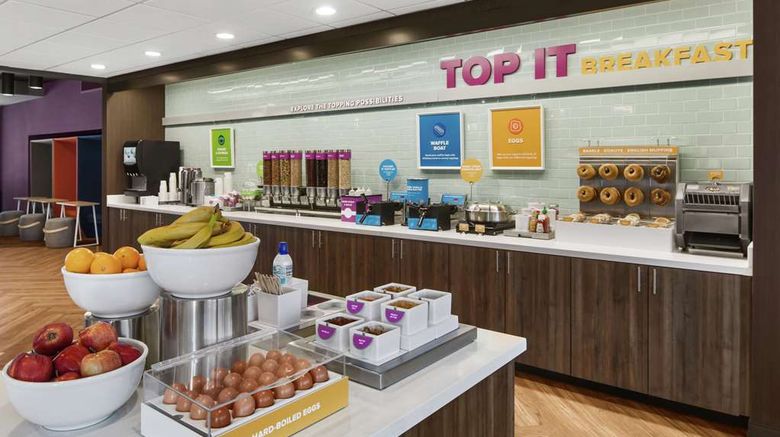 <b>Tru By Hilton Savannah Midtown Restaurant</b>. Images powered by <a href="https://iceportal.shijigroup.com/" title="IcePortal" target="_blank">IcePortal</a>.