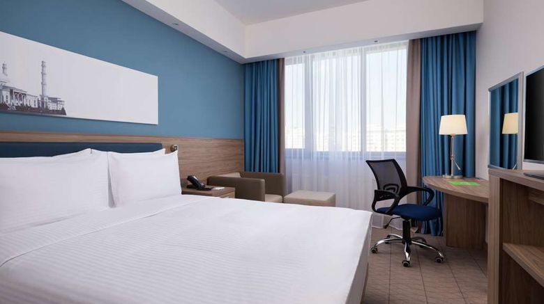 <b>Hampton by Hilton Astana Triumphal Arch Room</b>. Images powered by <a href="https://iceportal.shijigroup.com/" title="IcePortal" target="_blank">IcePortal</a>.